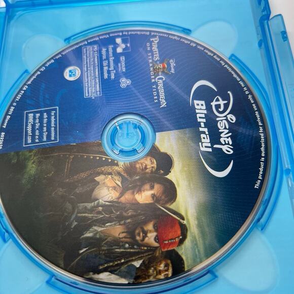 Disney‎ Pirates of Caribbean on Stranger Tides Blu Ray DVD 2 Disc Combo Pre Own - Picture 6 of 8